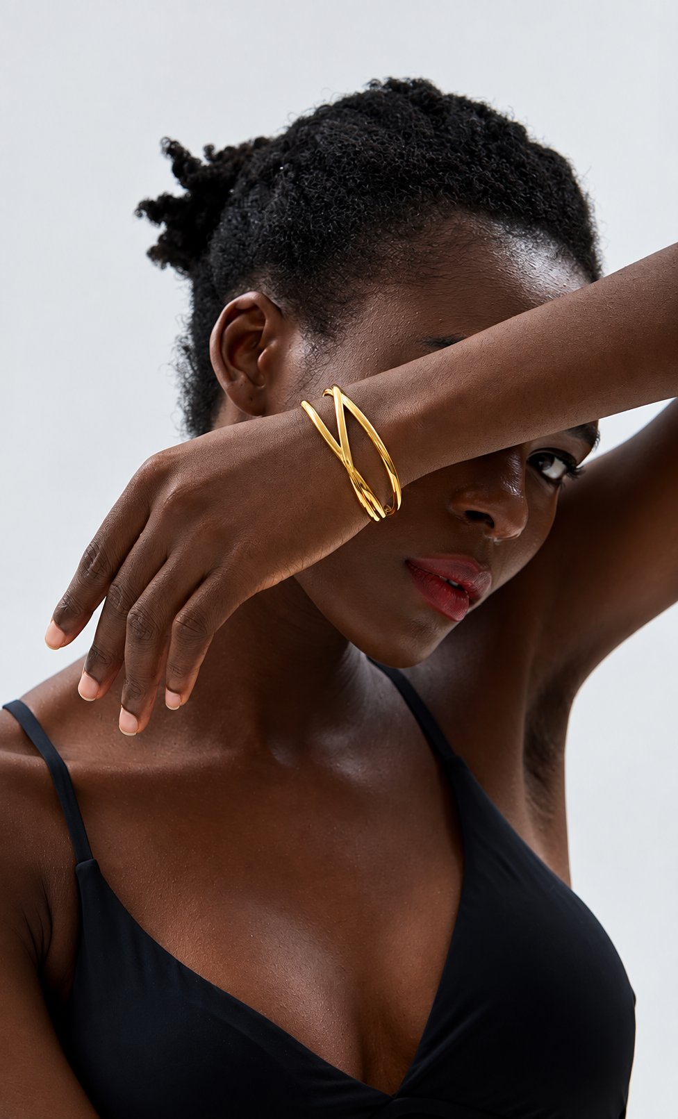 Ollie - Cuff Bracelet