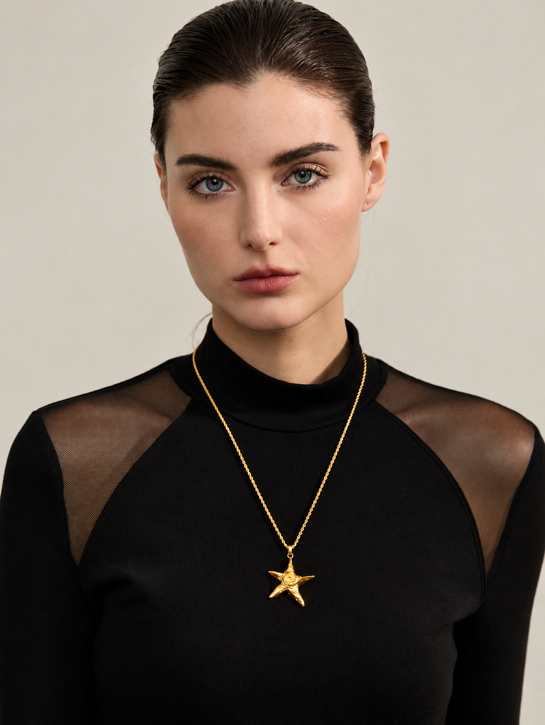 Rose - Pendant Necklace