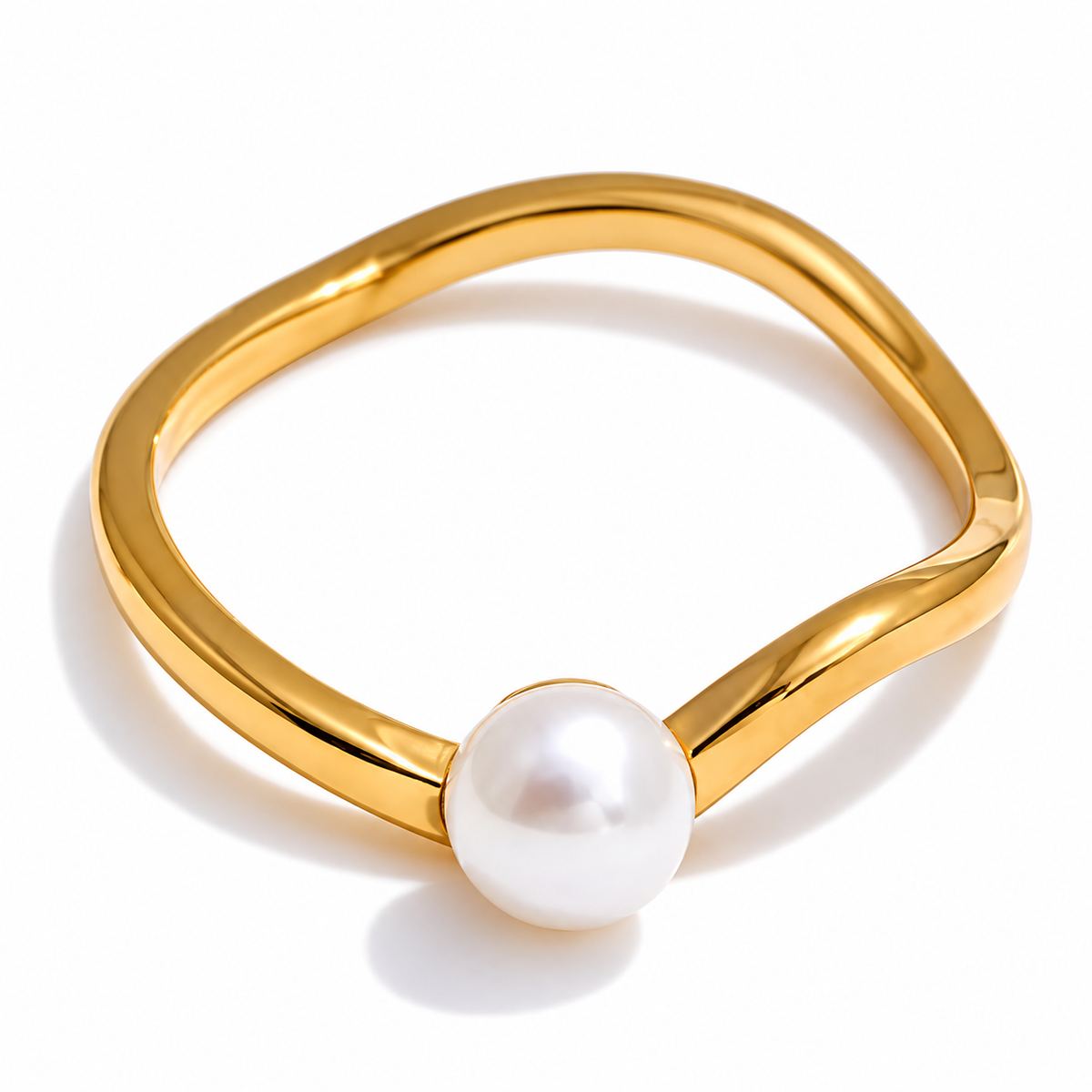 Indie - Pearls Shell Ring