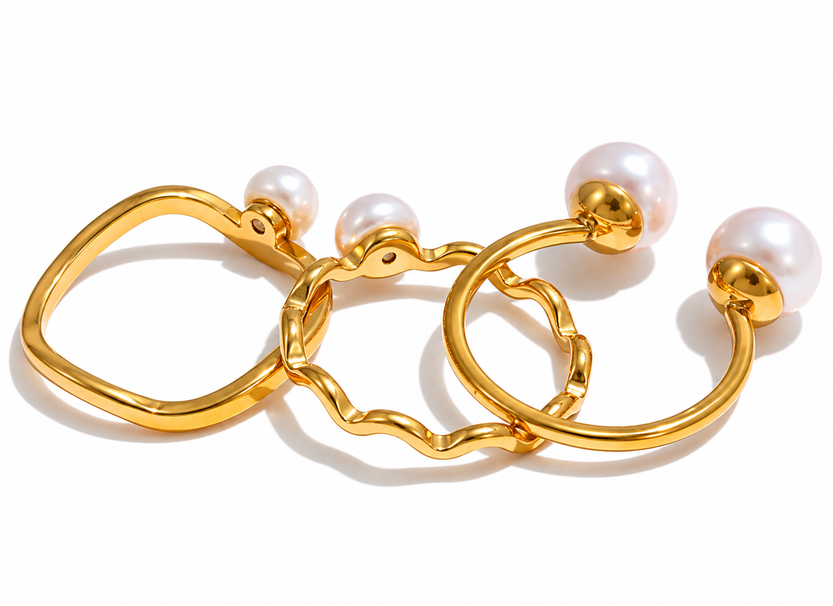 Indie - Pearls Shell Ring