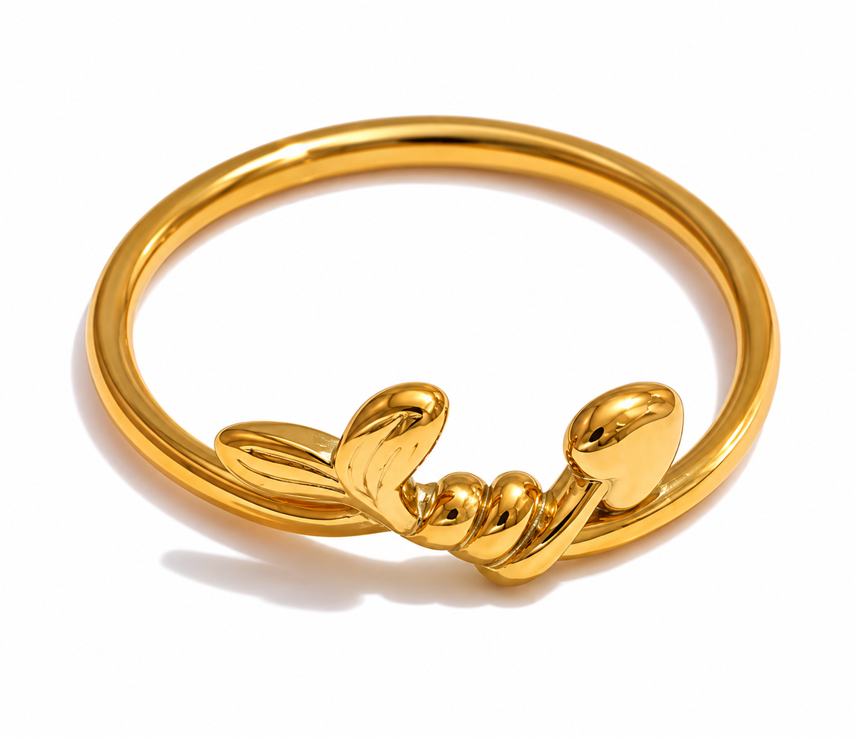Jessa - Pearls Shell Ring