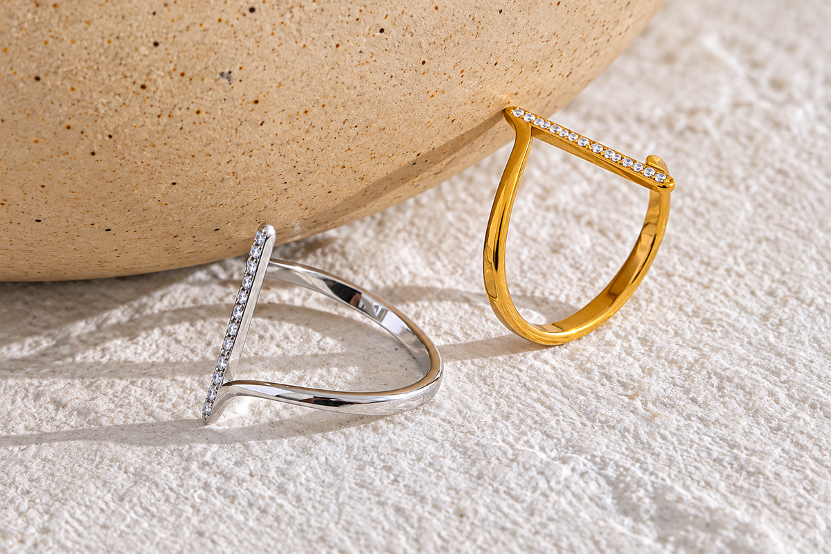 Octavia - Zirconia Ring