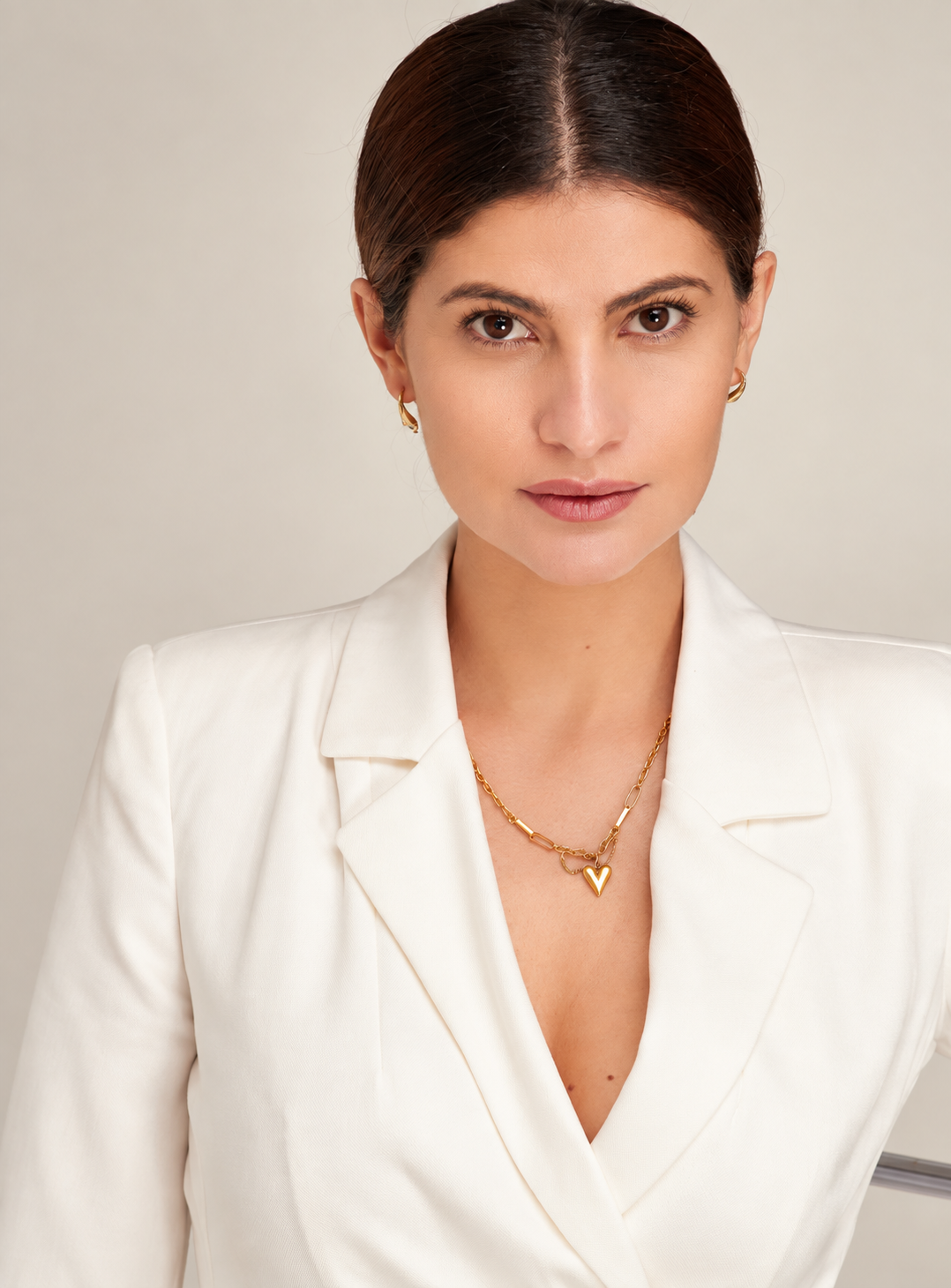 Simone - Heart Necklace