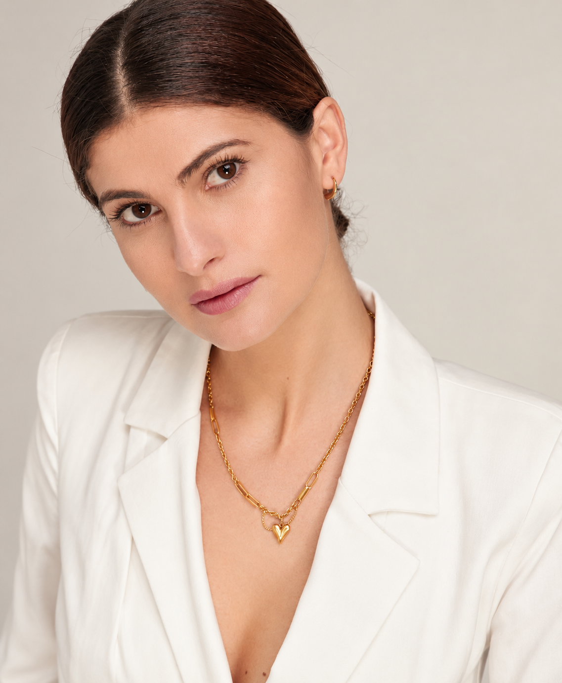 Simone - Heart Necklace