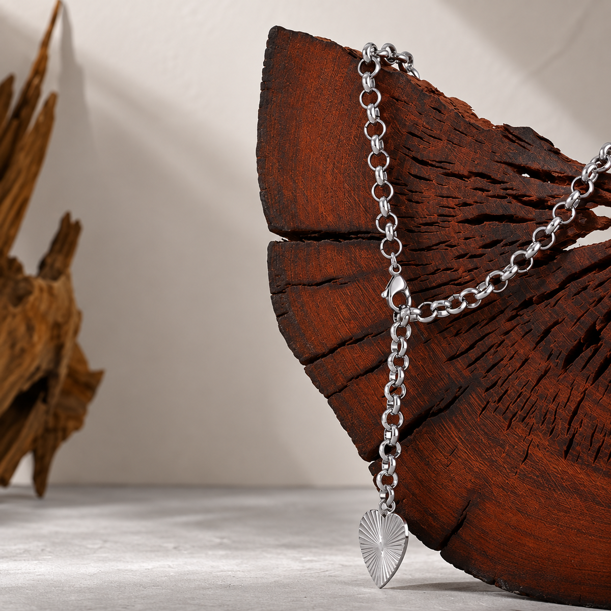 Paloma - Heart Necklace