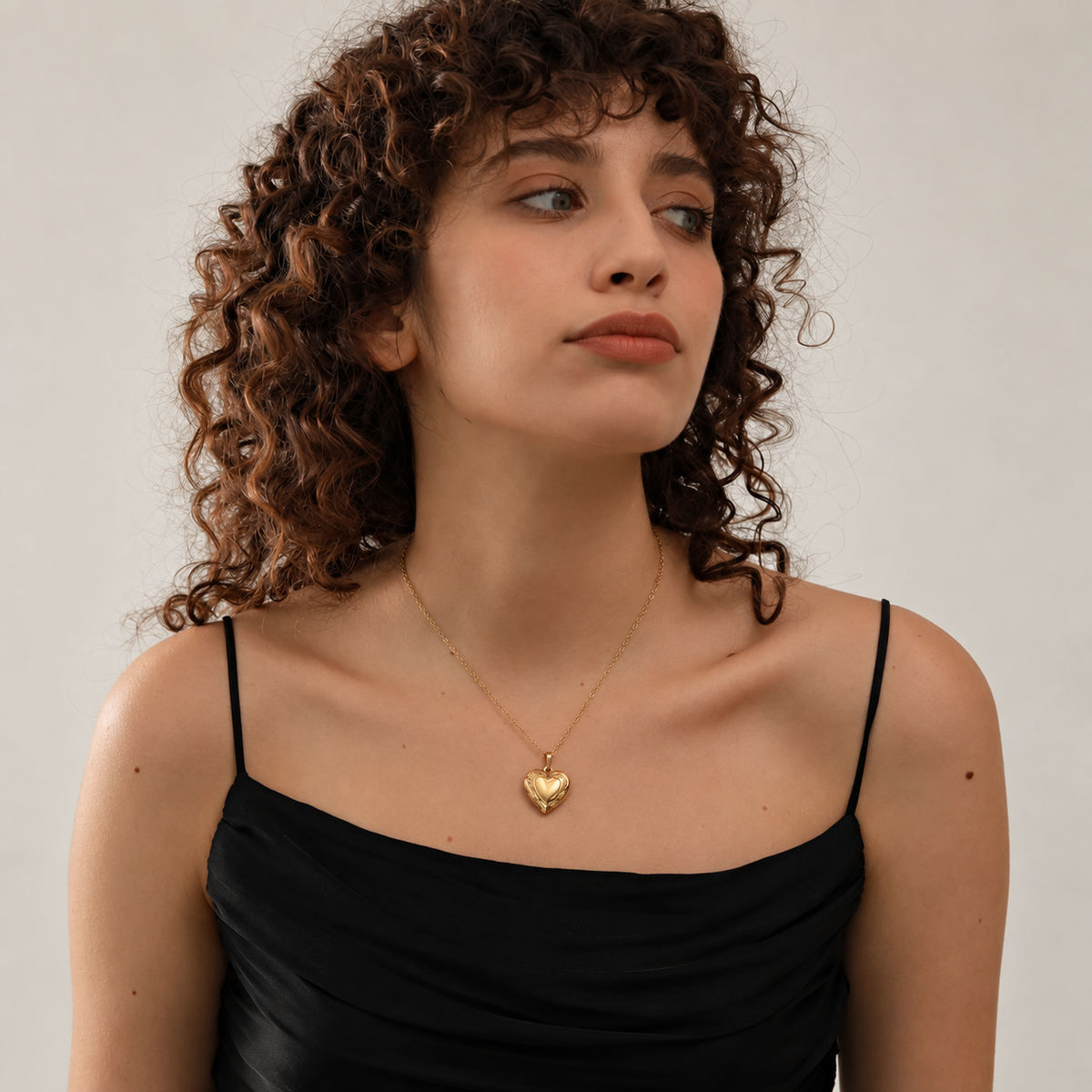 Rebecca - Heart Necklace