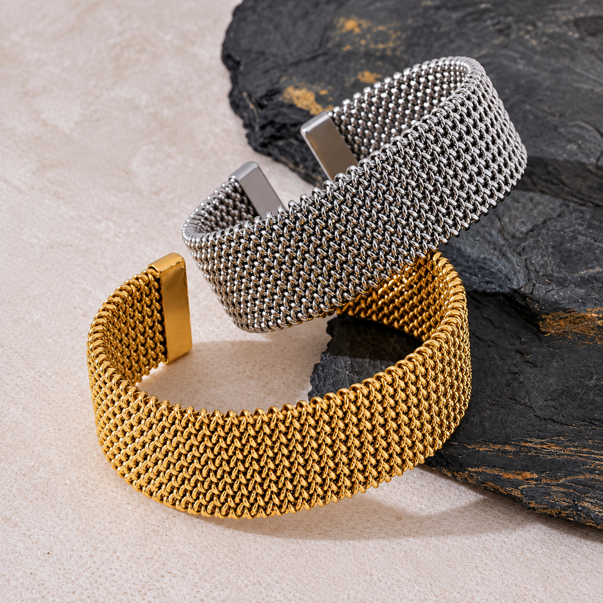 Willa - Cuff Bracelet