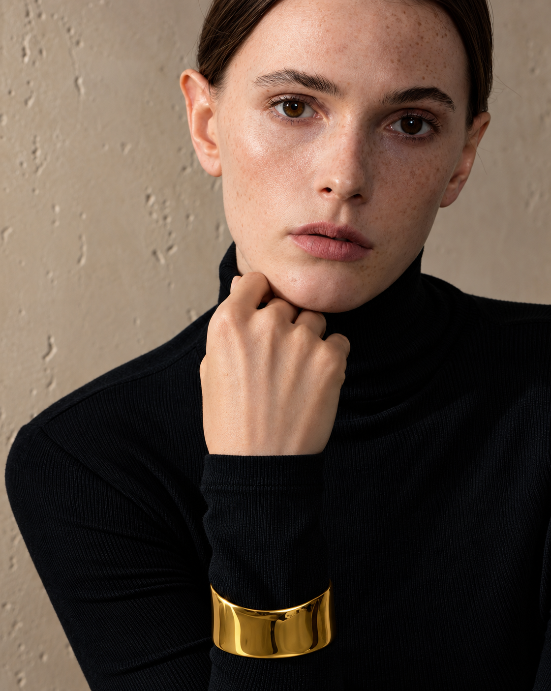 Zara - Cuff Bracelet