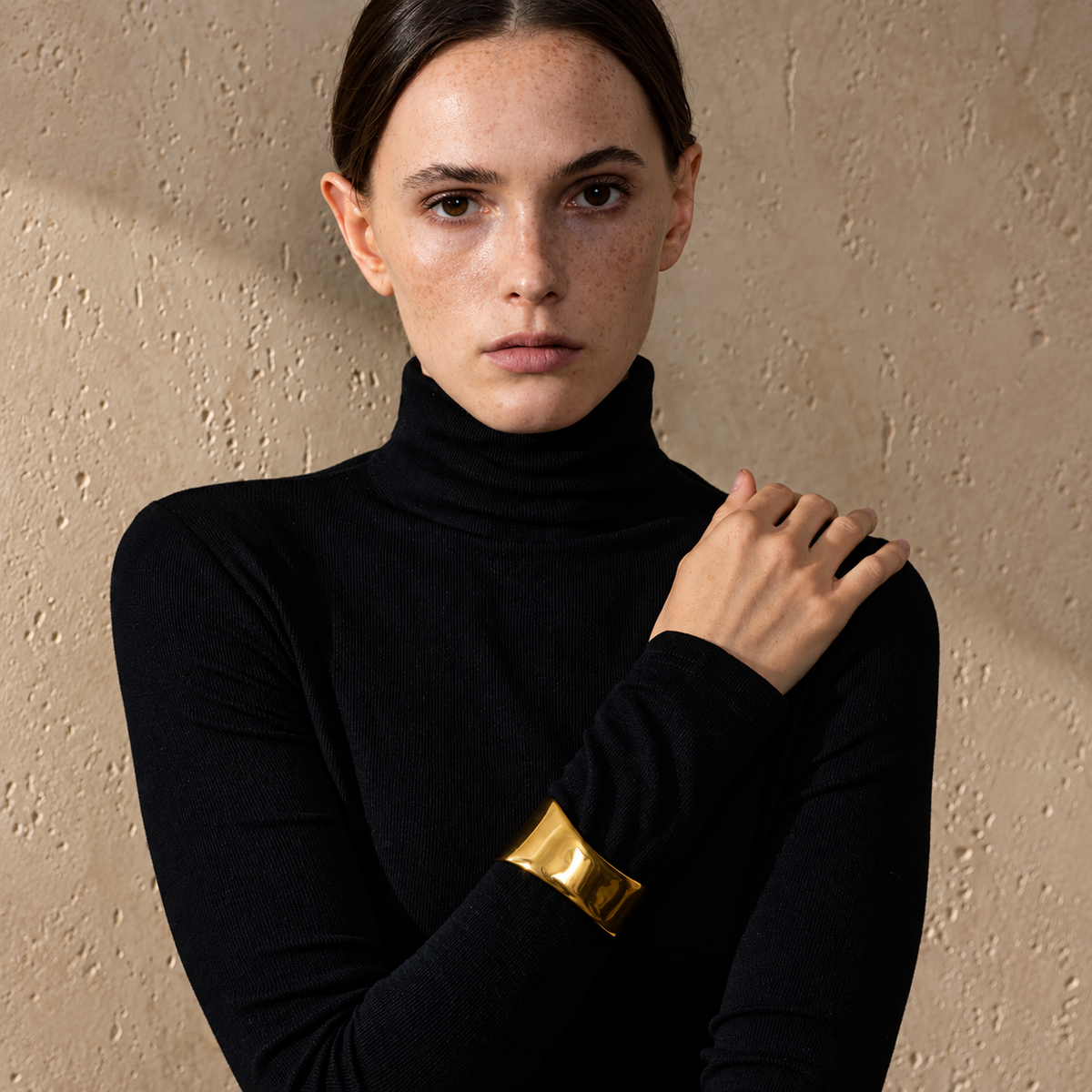 Zara - Cuff Bracelet