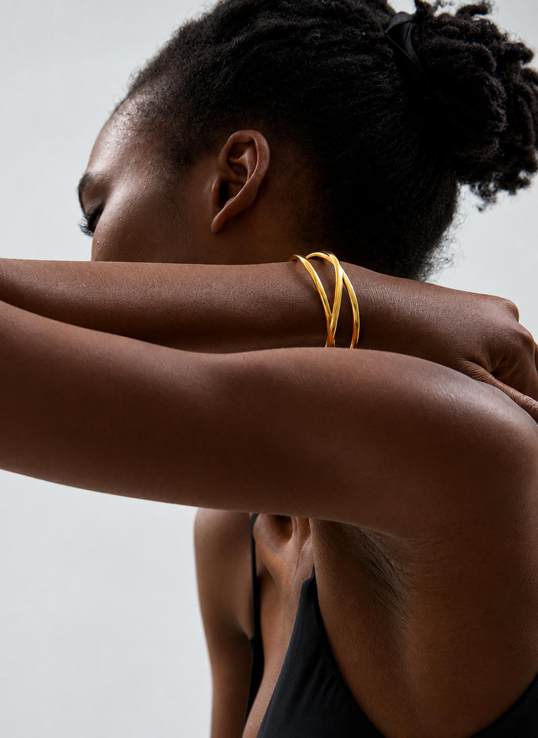 Ollie - Cuff Bracelet