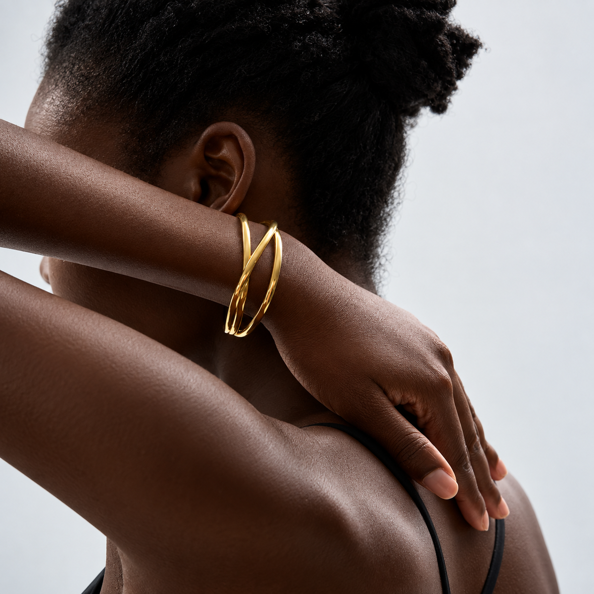 Ollie - Cuff Bracelet