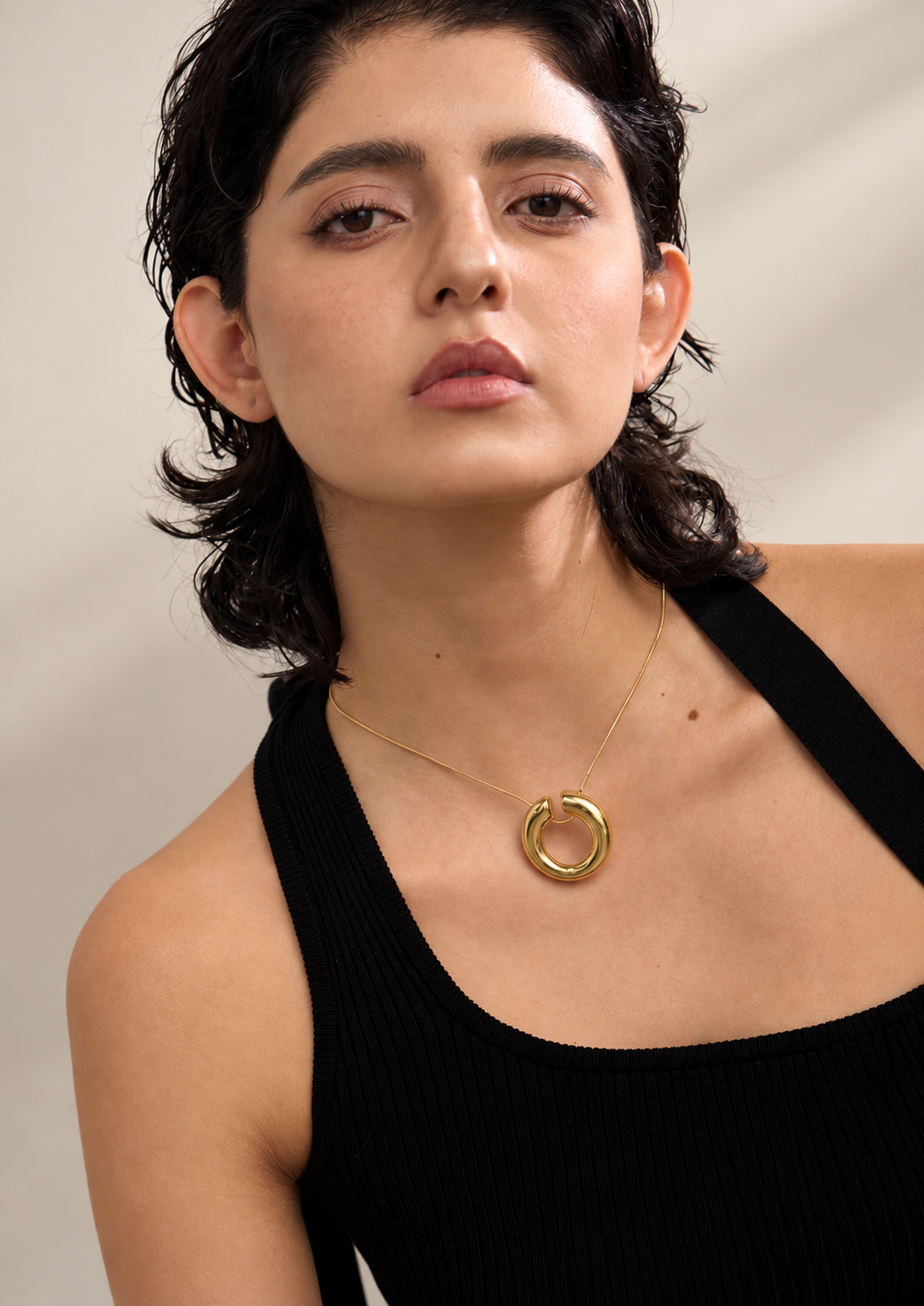 Stella - Pendant Necklace