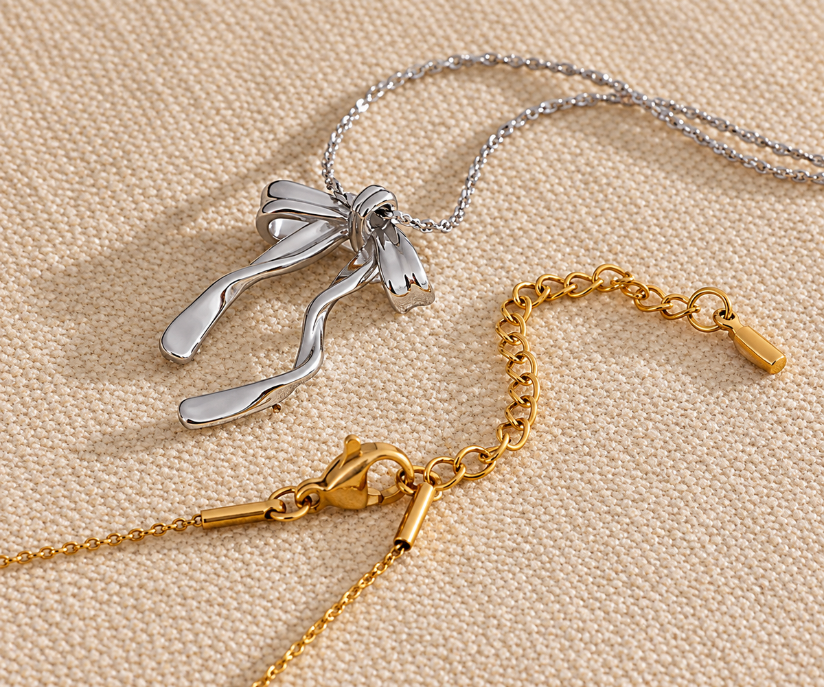 Glow - Pendant Necklace