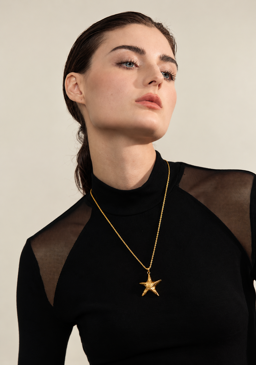 Rose - Pendant Necklace