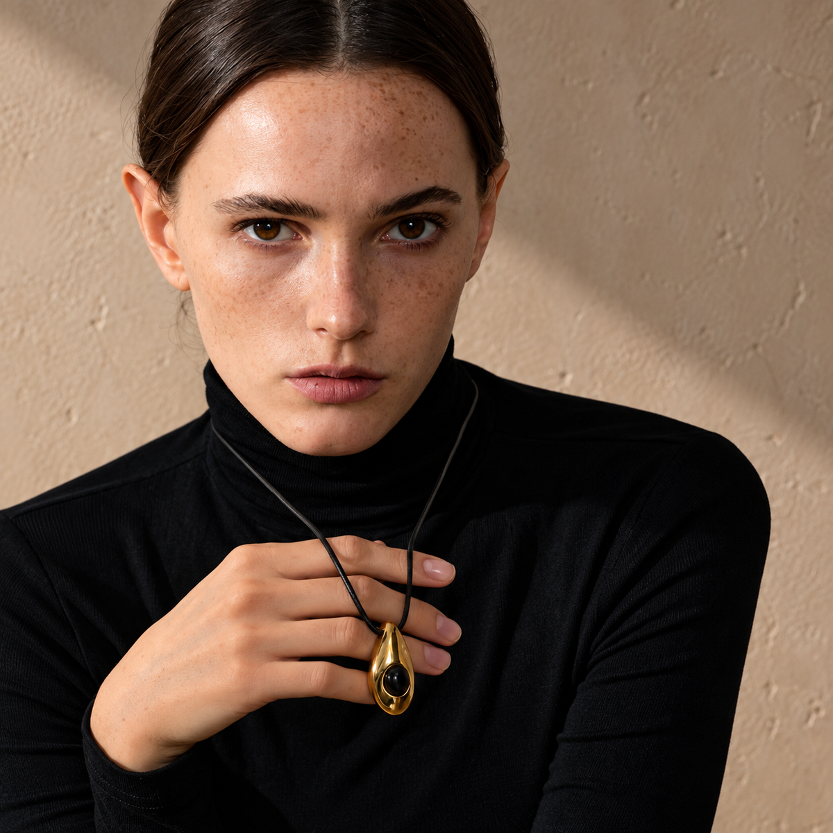 Nora - Stone Necklace