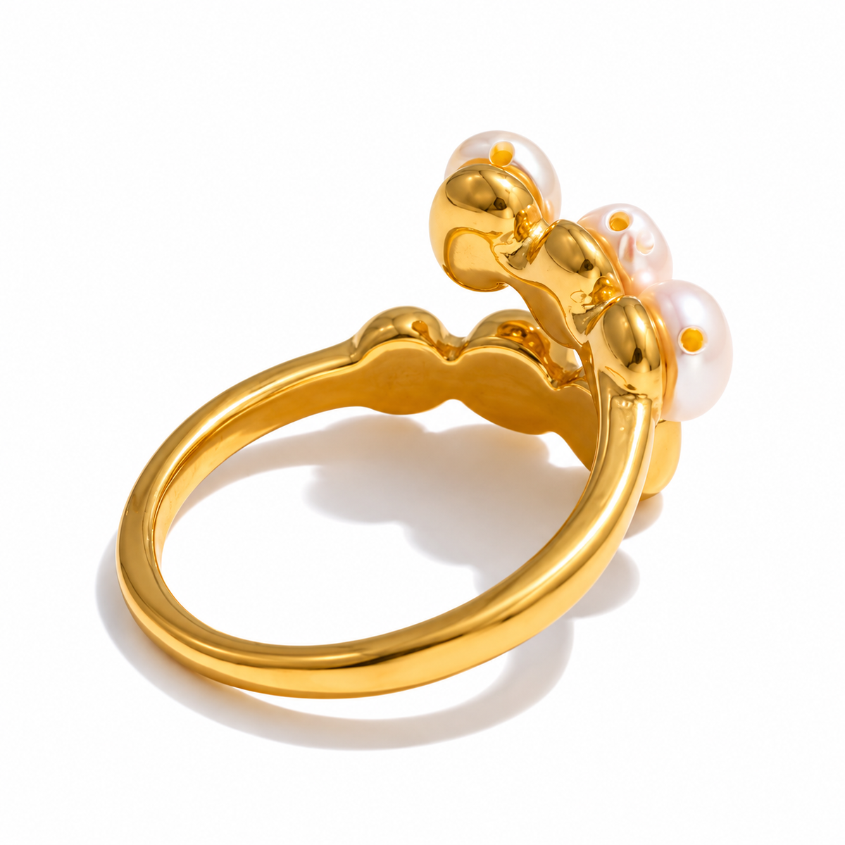Jana - Pearls Shell Ring