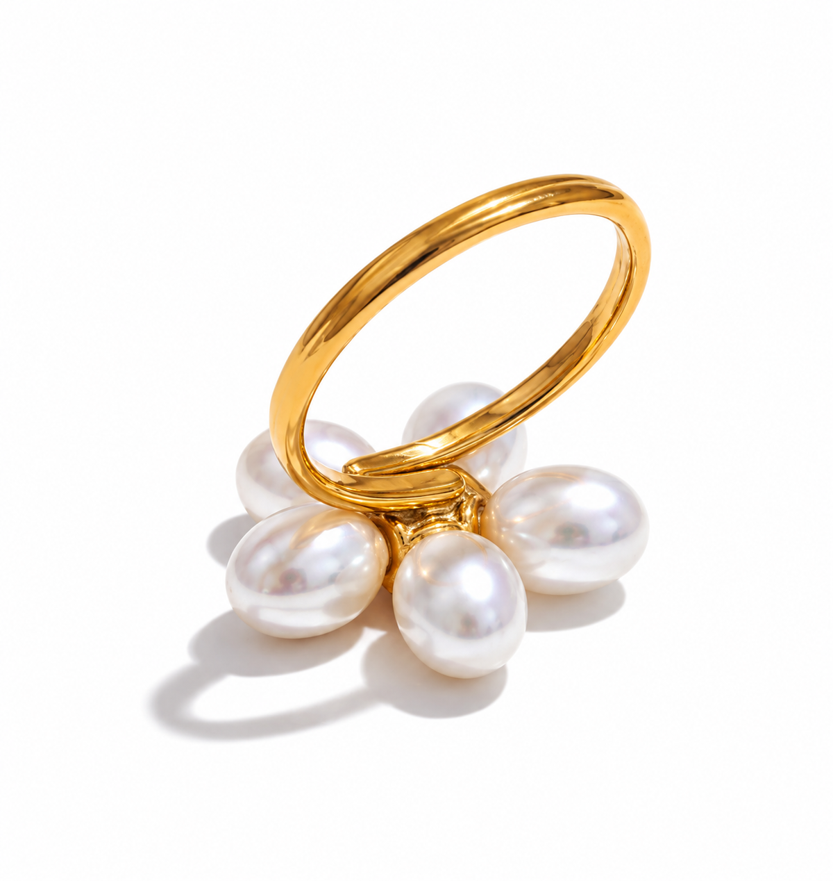 Frankie - Pearls Shell Ring