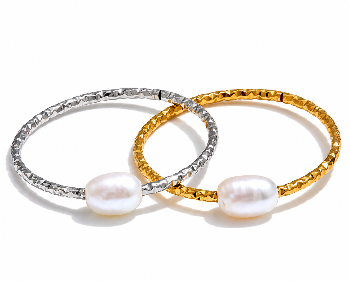 Elise - Pearls Shell Ring