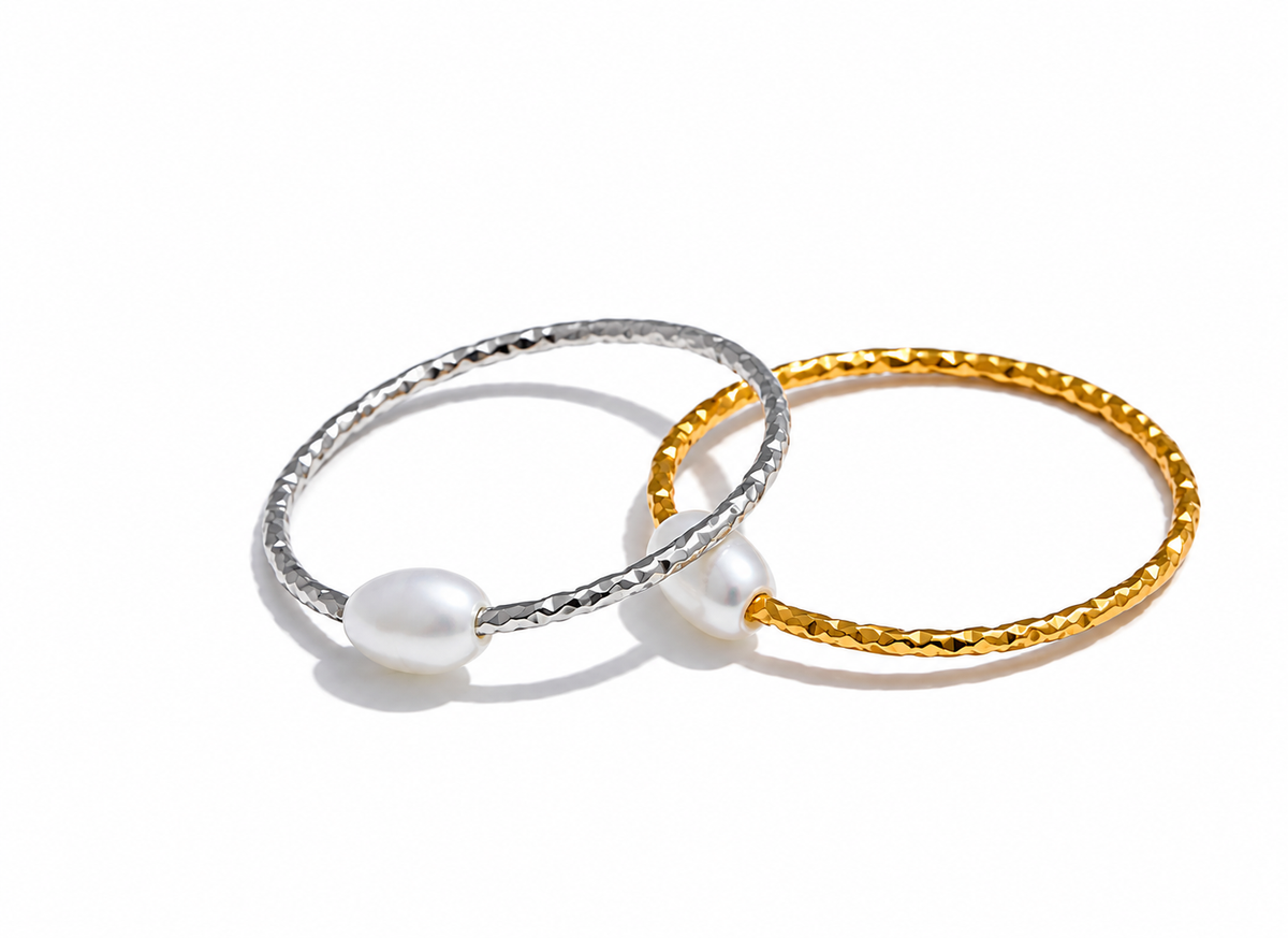Elise - Pearls Shell Ring