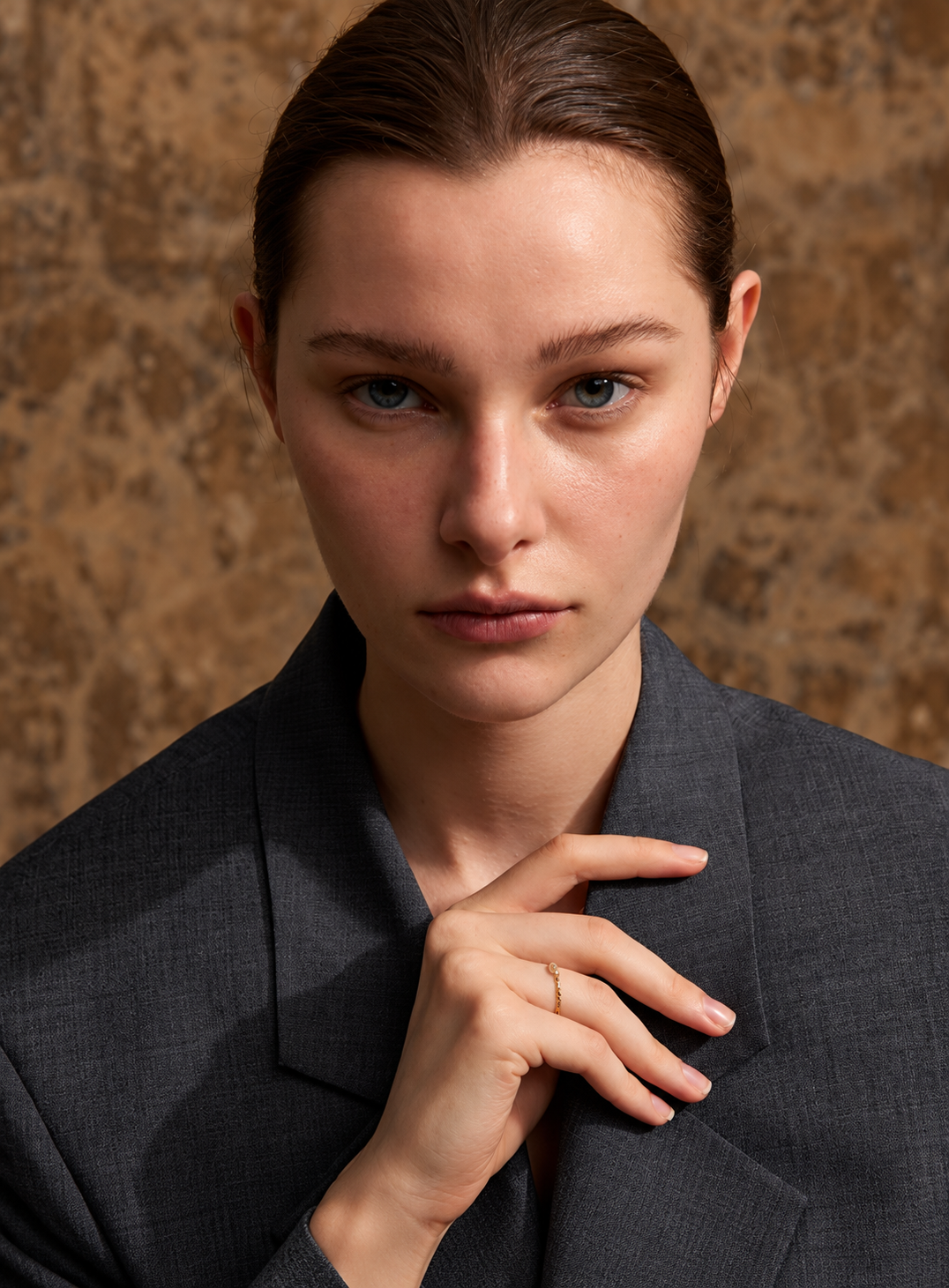 Elise - Pearls Shell Ring