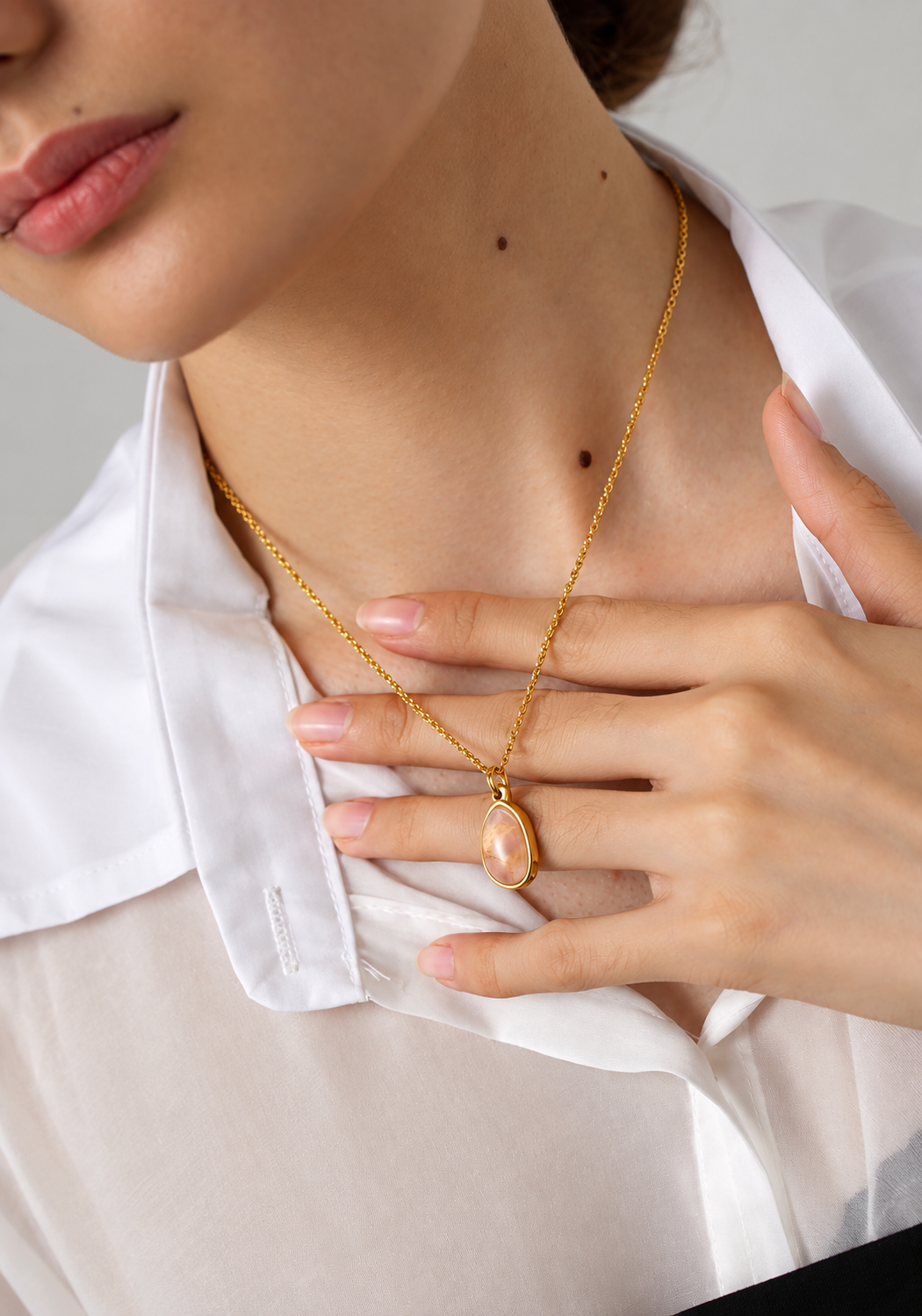 Lena - Stone Necklace