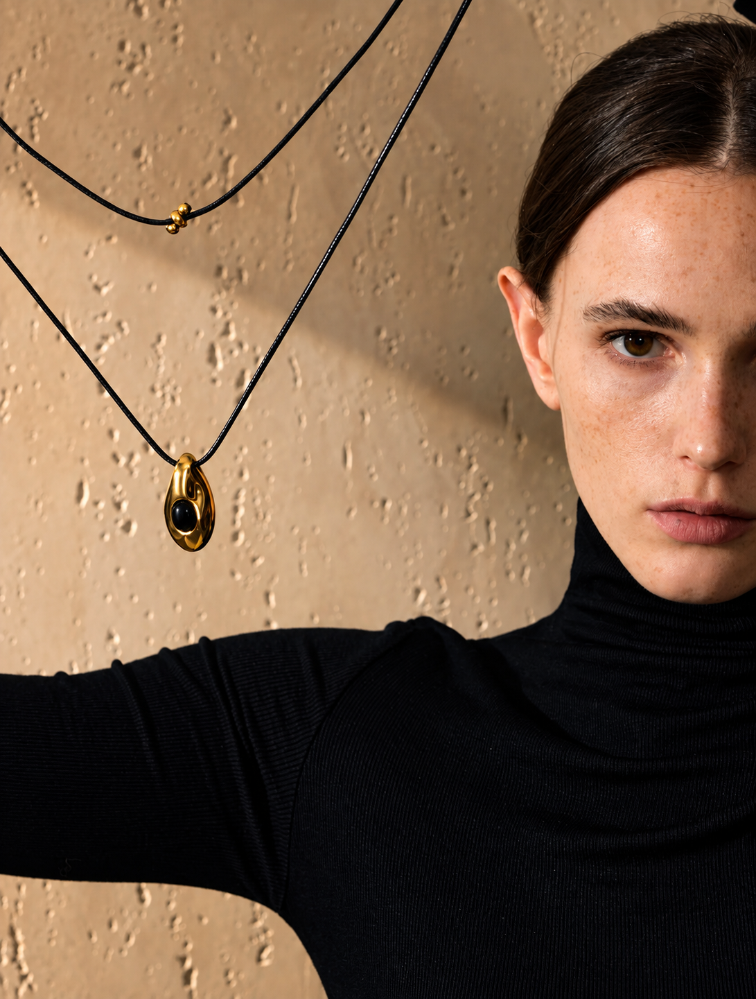 Nora - Stone Necklace