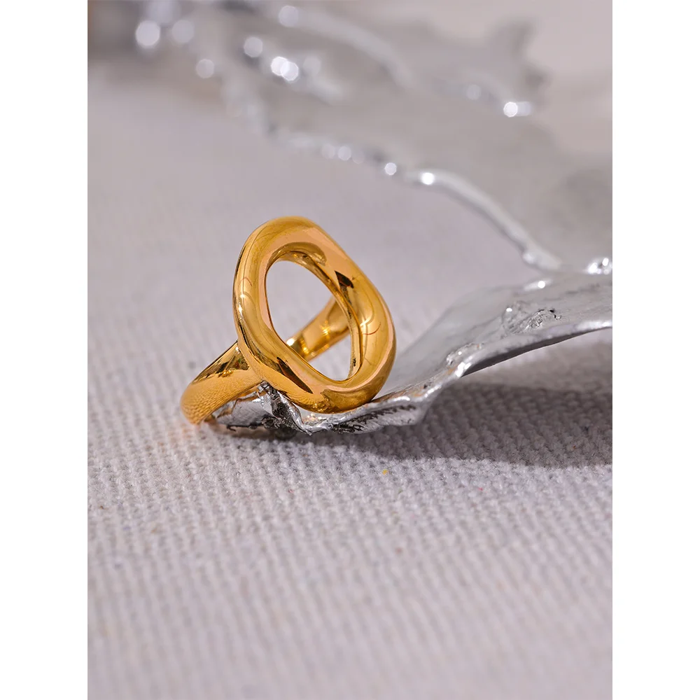 Tiny - Non-adjustable Ring