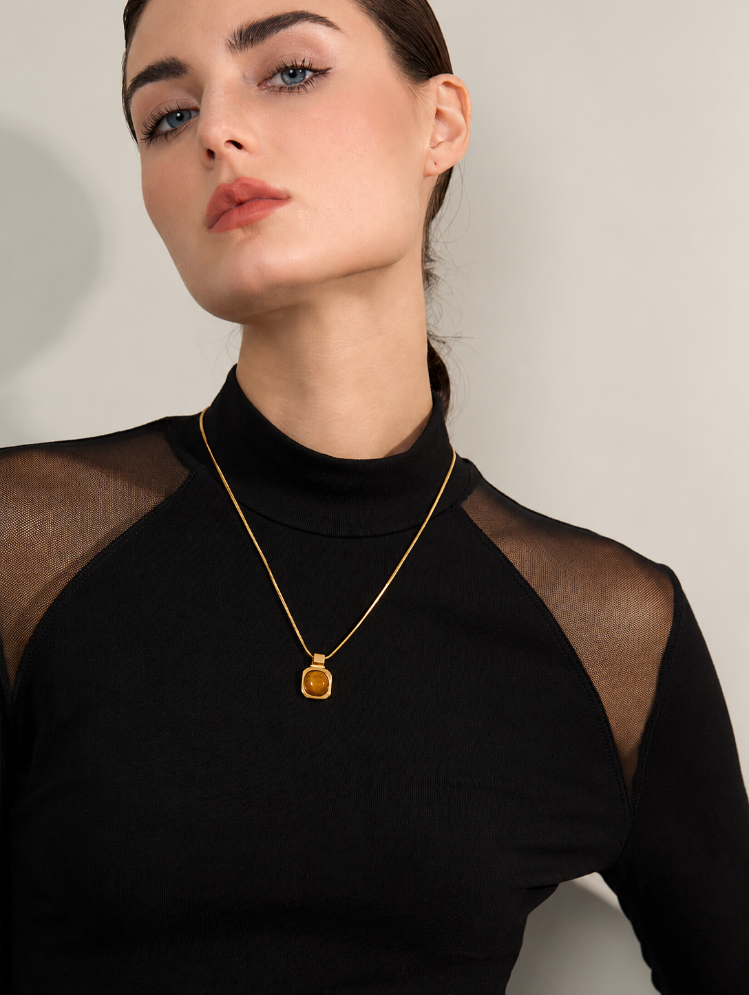Nellie - Stone Necklace