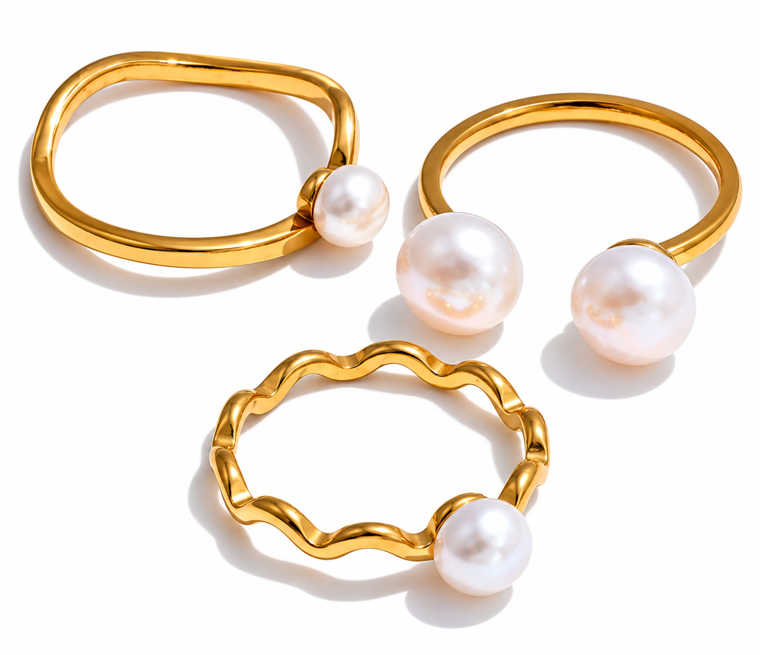 Indie - Pearls Shell Ring